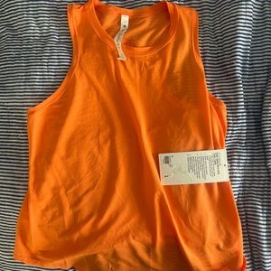 NWT lululemon high neck run and train tank, orange size 8